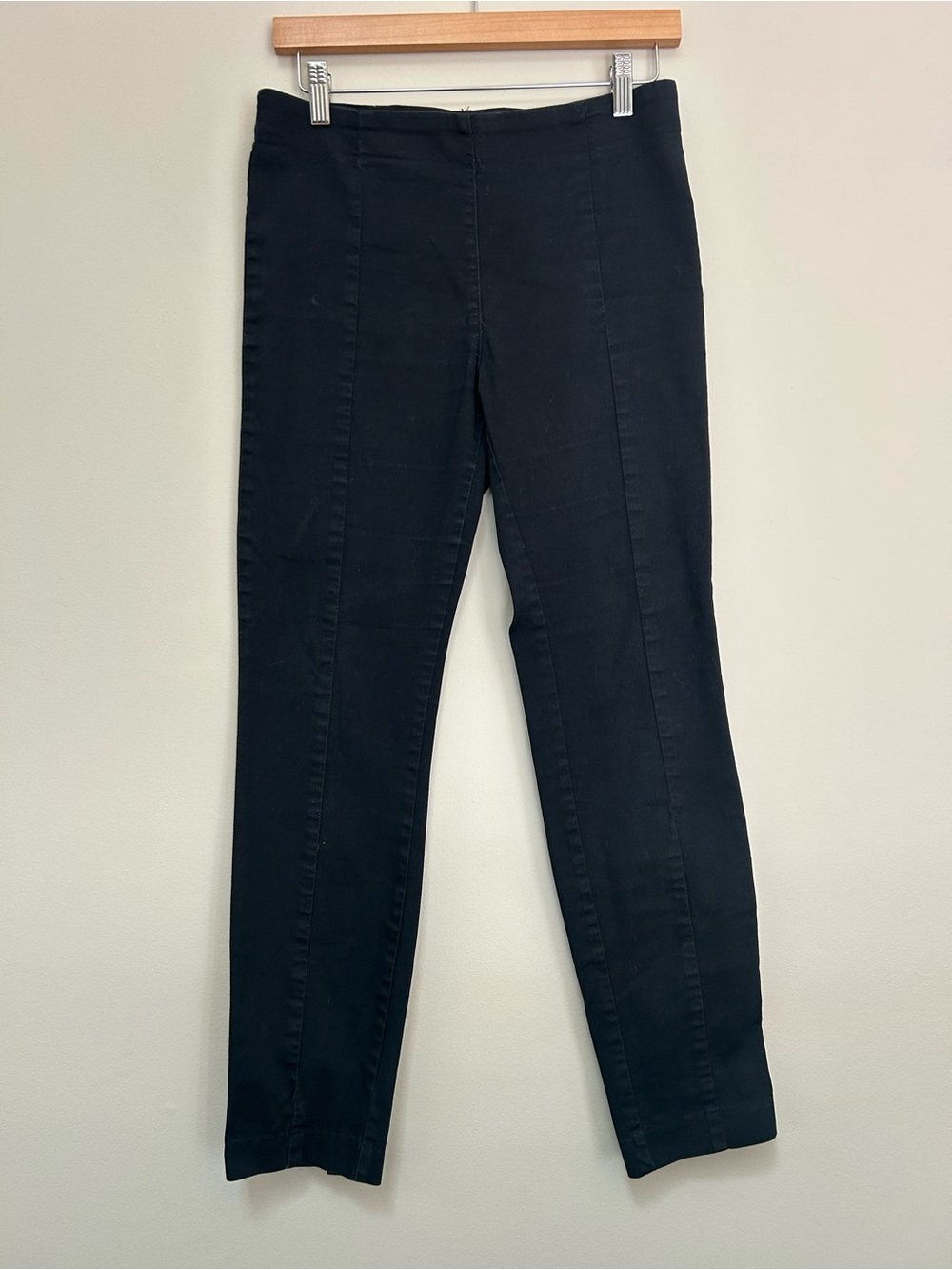Fitted Black Tailored Skinny Chino Style Pants with front Seam and Pull on Waist